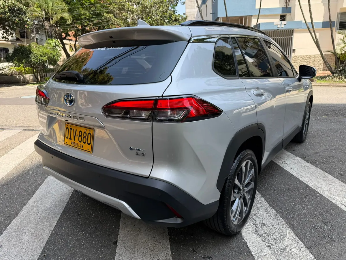 
								TOYOTA COROLLA CROSS 1.8 HEV SEG CVT 2026 full									