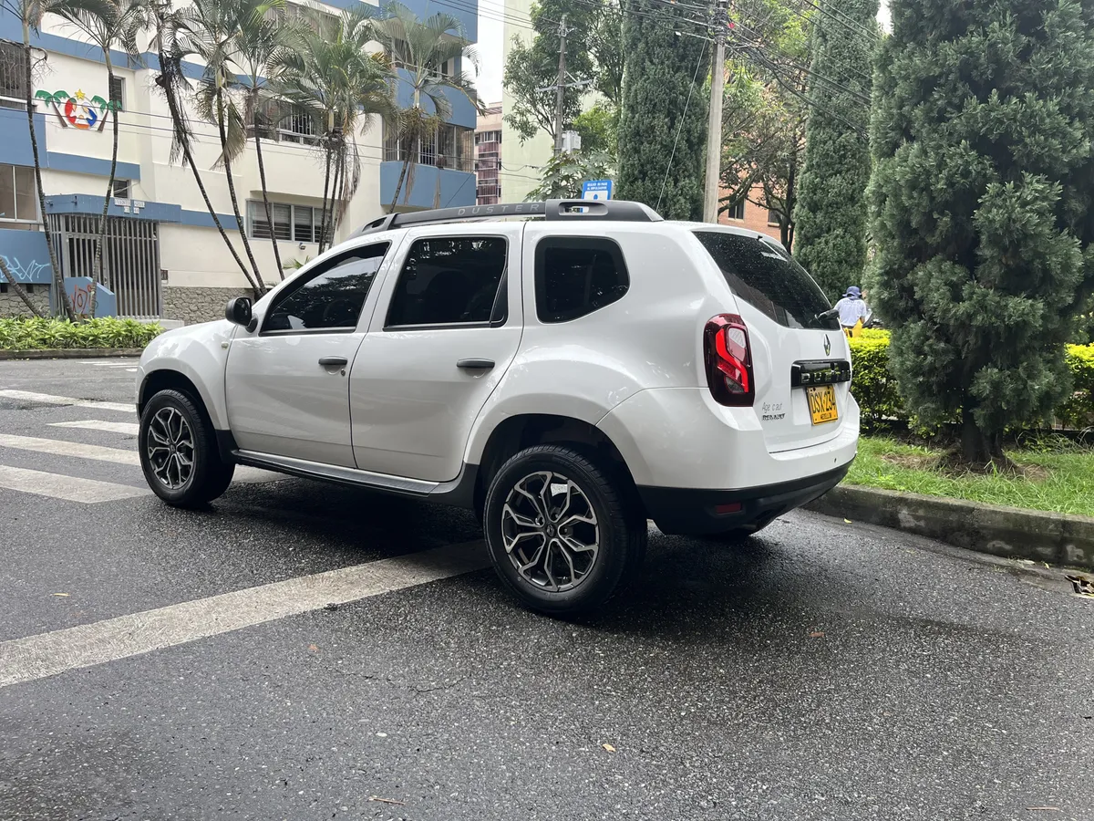 
								Renault Duster 1.6 Dynamique 4×2 2017 full									