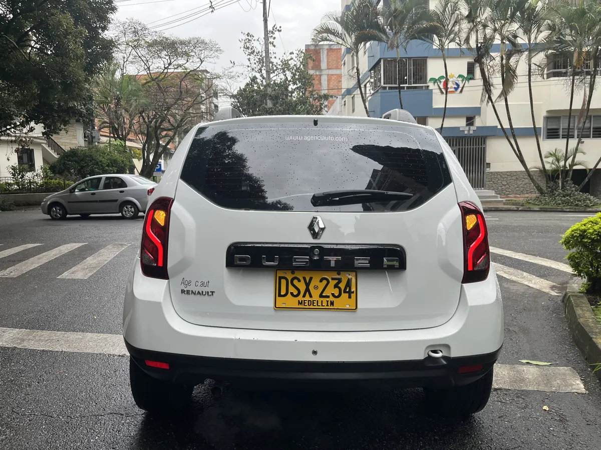 
								Renault Duster 1.6 Dynamique 4×2 2017 full									