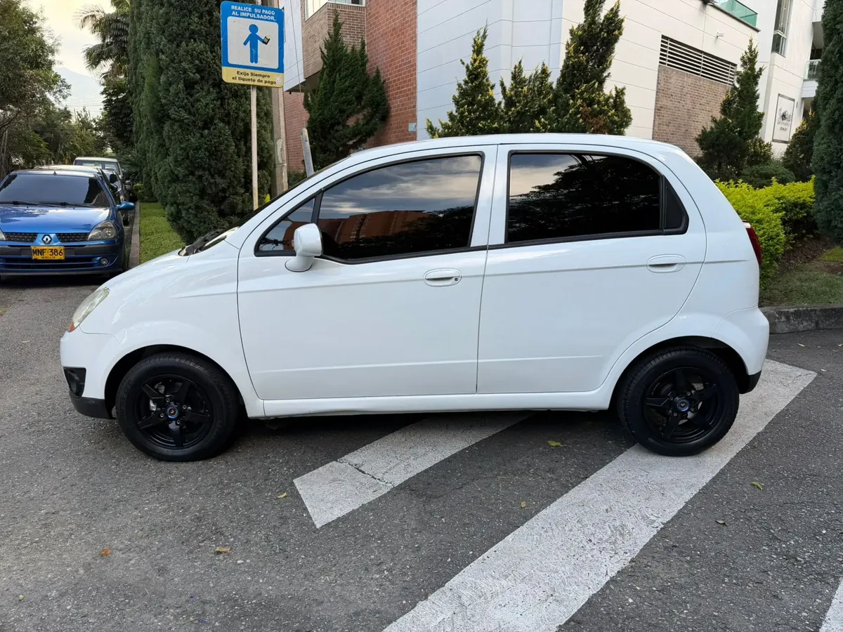 
								CHEVROLET SPARK LIFE 1.0 2016 full									