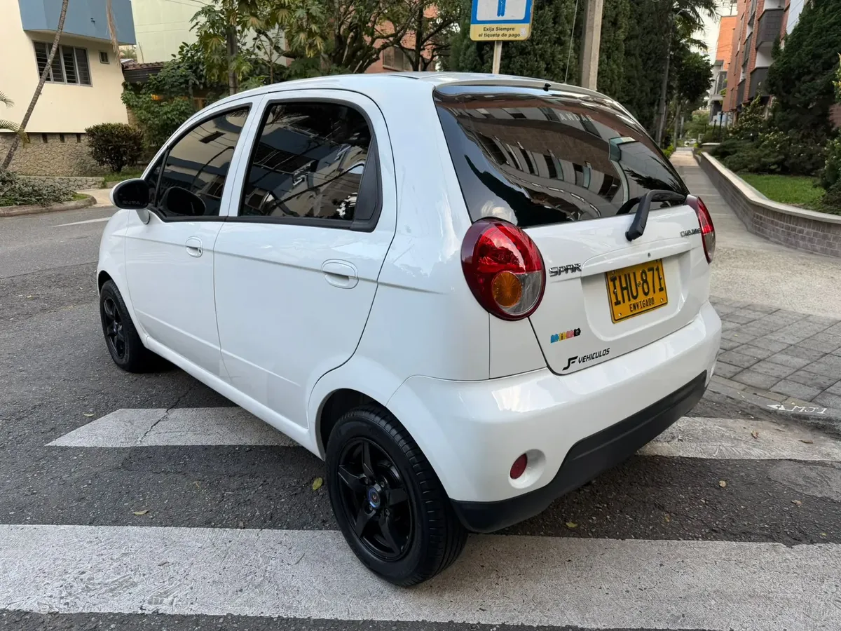 
								CHEVROLET SPARK LIFE 1.0 2016 full									