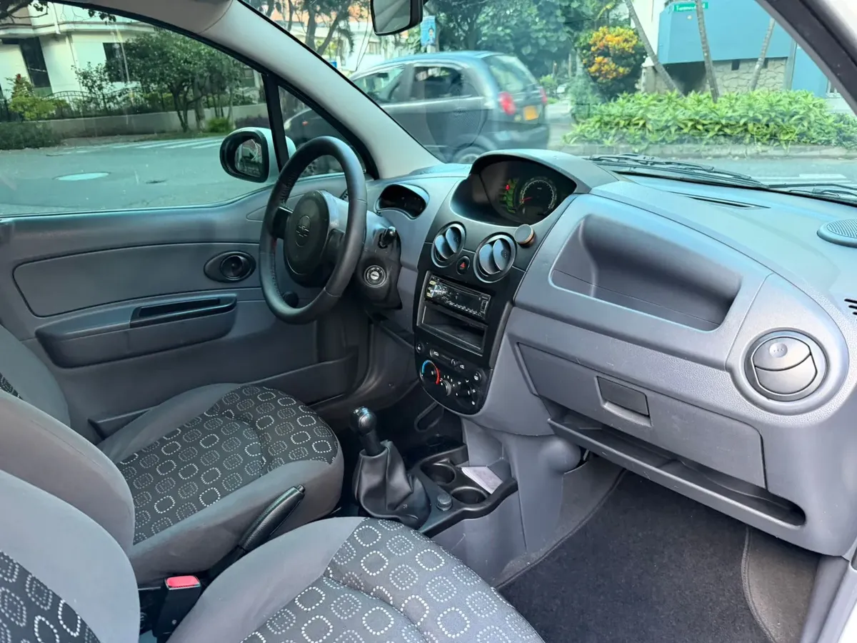 
								CHEVROLET SPARK LIFE 1.0 2016 full									