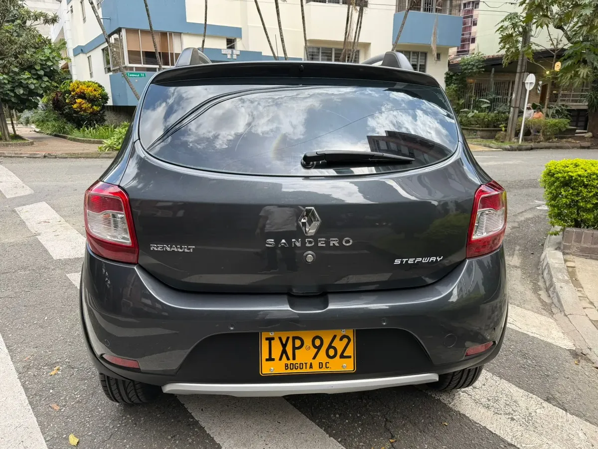 
								RENAULT STEPWAY 1.6 INTENSE MT 2016 full									