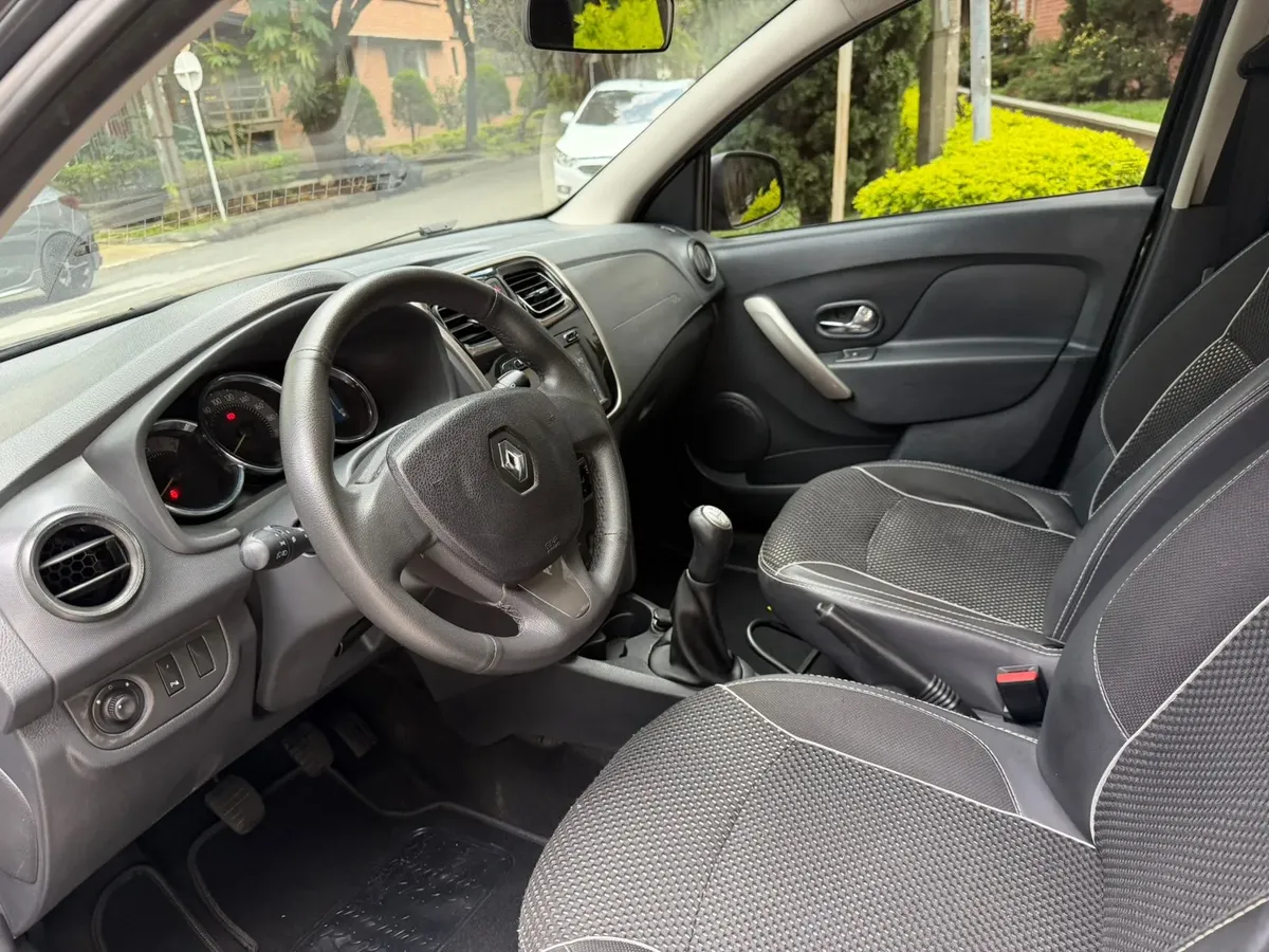 
								RENAULT STEPWAY 1.6 INTENSE MT 2016 full									